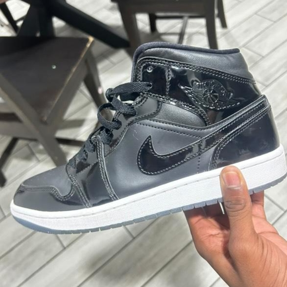 Jordan High-Top Sneakers in Shiny Black and Gray